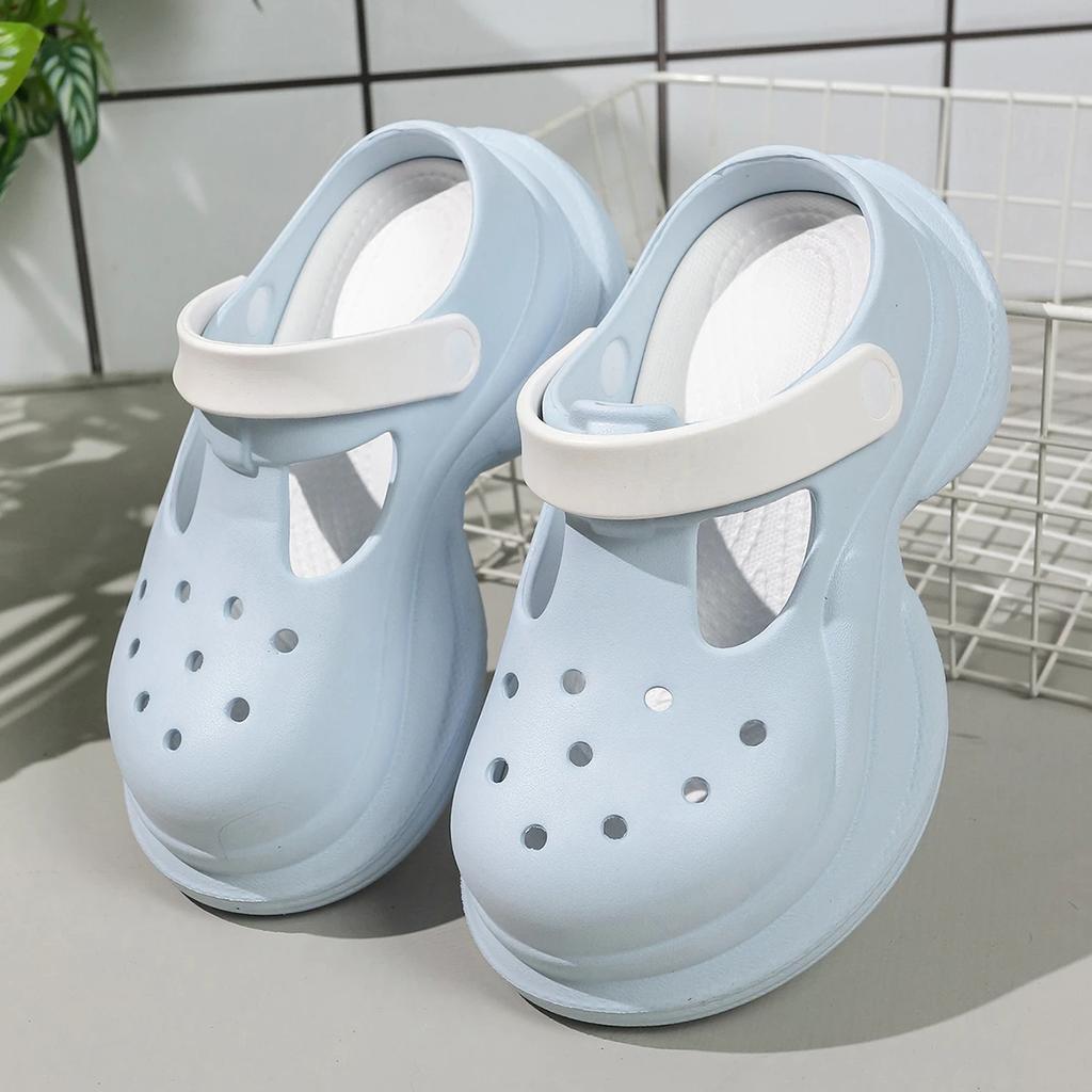 Fashion 2025 New Women's Outdoor Fashionable Slip-On Sandals Anti-Slip Indoor-Outdoor Clog Shoes Comfortable EVA Material