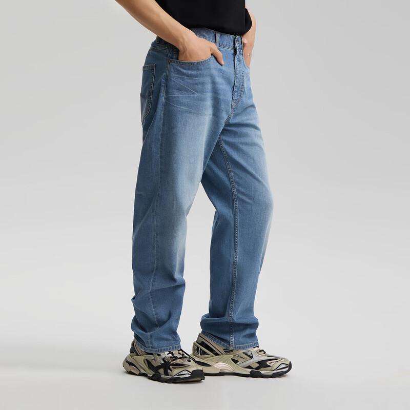 Lee Men's 761 Loose Wide-Leg Lightweight Denim Jeans