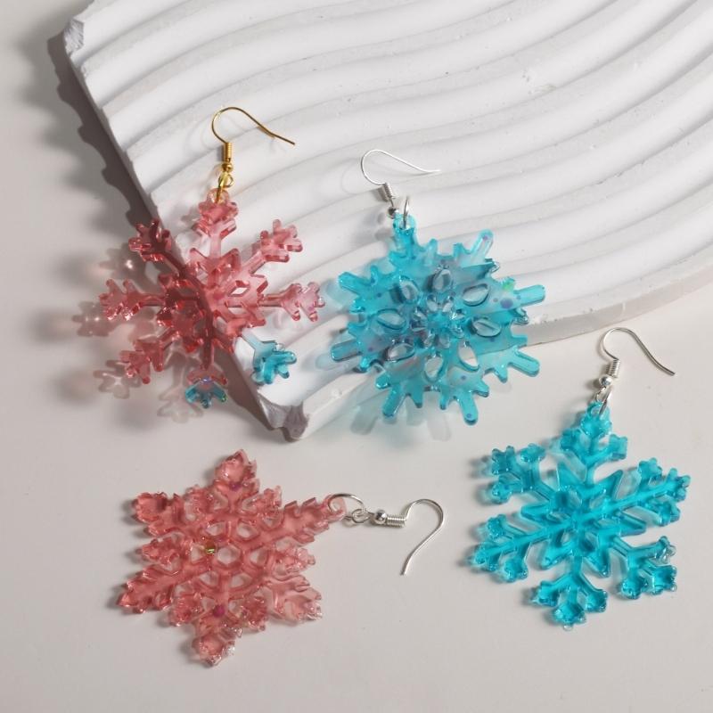 Delicate Snowflake Epoxy Resin Molds Sturdy Silicone for DIY Christmas Ornaments Jewelry Pendants and Keychains