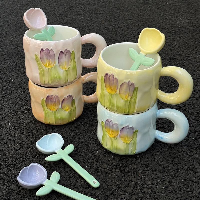 High-value Tulip Ceramic Mug with Lid Spoon As a Gift, Practical Cup for Girls, Birthday Gift for Girlfriends