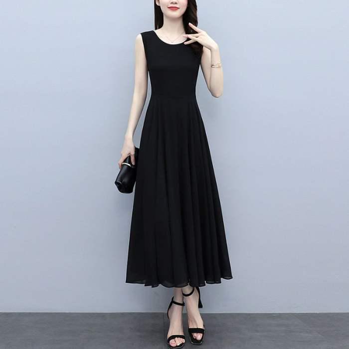 Elegant Sleeveless Black Maxi Dress with Cinched Waist - Plus Size Option Available