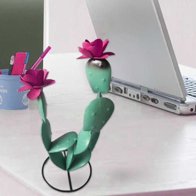 Funny Vintage Metal with Flowers Cactus Succulents Cactus Statue Kitchen Bar Club Garage Home Decorative Wall Art