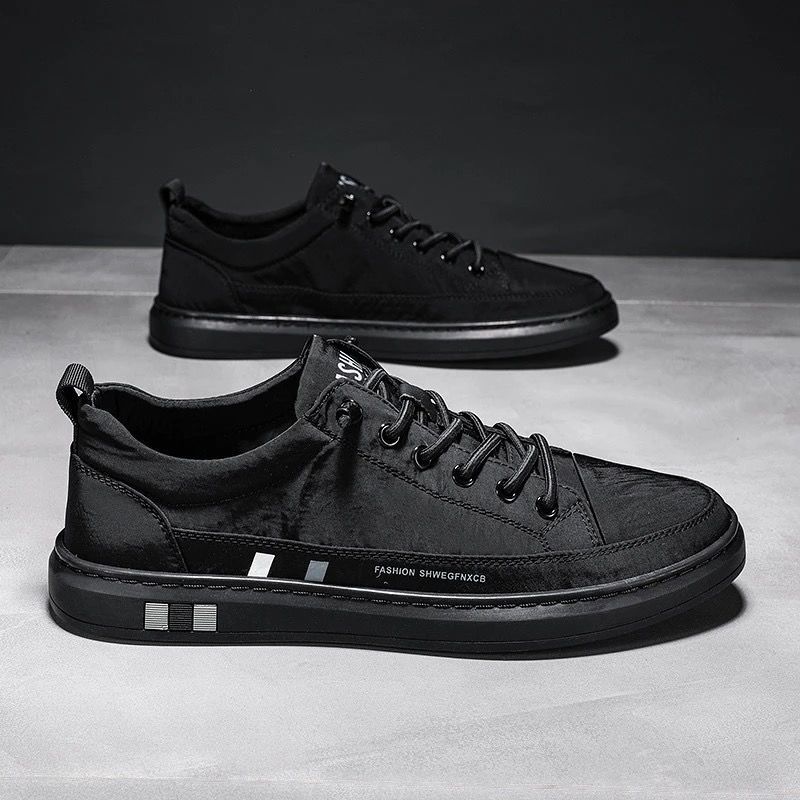 Board Shoes Men's 2025 Summer New Product Fashion Explosion Ice Silk Breathable Casual Men's Board Shoes European Station Men's Shoes Students