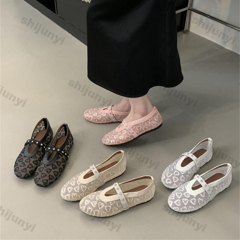 Fashion Women Shoes 2025 Summer New Mesh Breathable Metal Decoration Flat Shoes Comfortable Soft Sole Round Toe Fashion Mary Jane Shoes