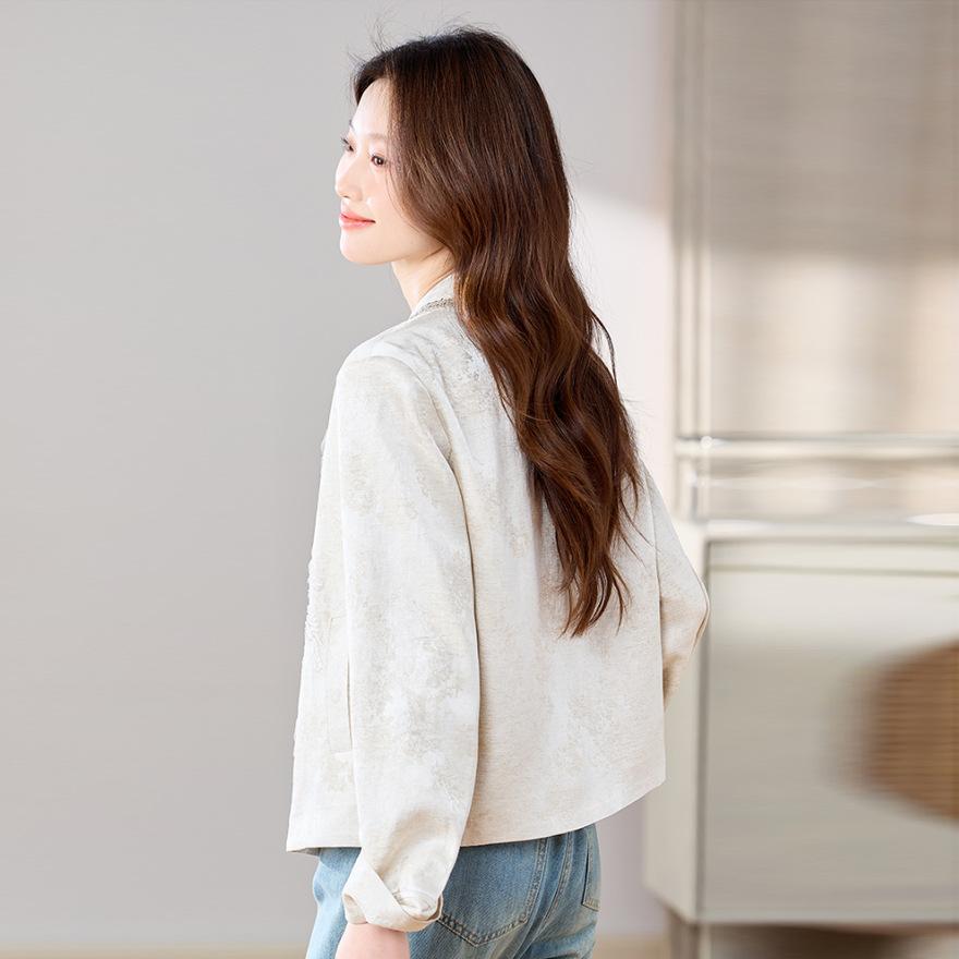 Short coat women's spring and autumn new popular embroidered coat top