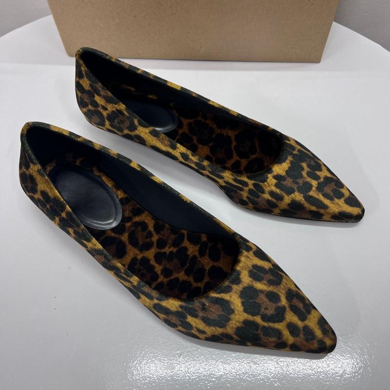 Fashion 2025 Spring Elegant Pointed Toe Office Lady Shoes Comfortable Low Heel Wedge Fashion Leopard Leather Women's Mary Jane Shoes