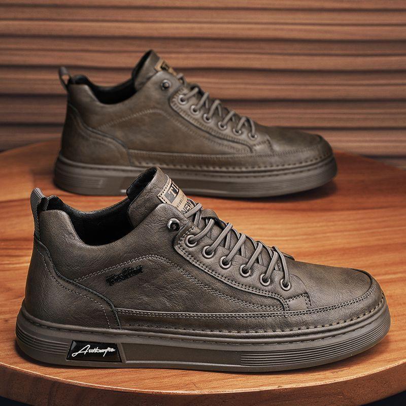 

Men s Shoes Breathable Mid-top All-matching Black Leather Casual Non-slip Chef s Skate Comfortable 40