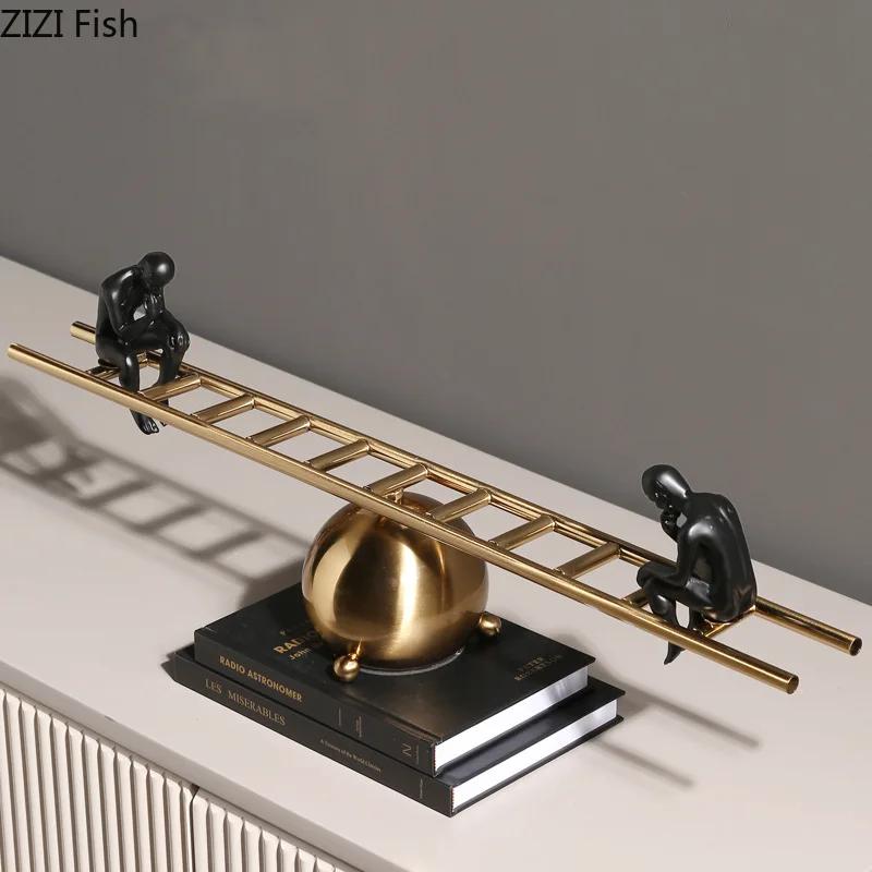 Wippe Spieler Denker Figuren Skulptur Legierung Handwerk Schreibtischdekoration Charakter Statue Abstrakte Ornamente Moderne Heimdekoration