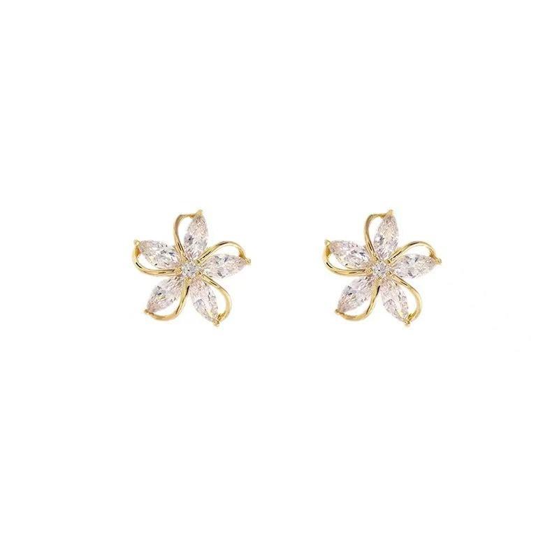 Dainty Crystal Flower Stud Earrings for Women Piercing Cartilage Ear Cute Zircon Gold Color Women's Aesthetic Jewelry Gifts