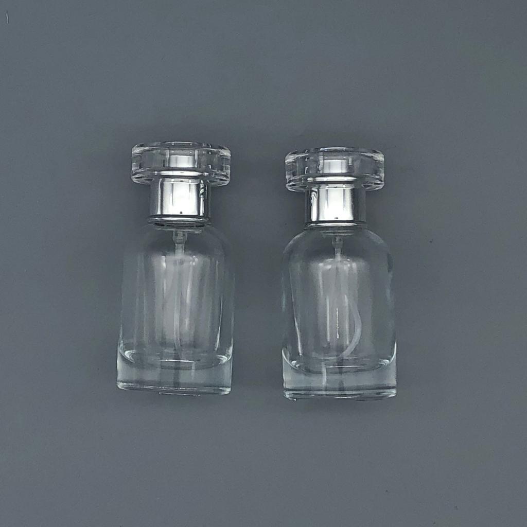 30ML Premium Perfume Bottle with Silver Round Lid Portable Perfumes Dispenser Bottle Cosmetic Spray Bottle Glass Bottles Water