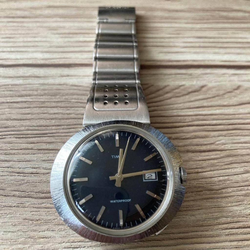 Used TIMEX hand-wound analog wristwatch