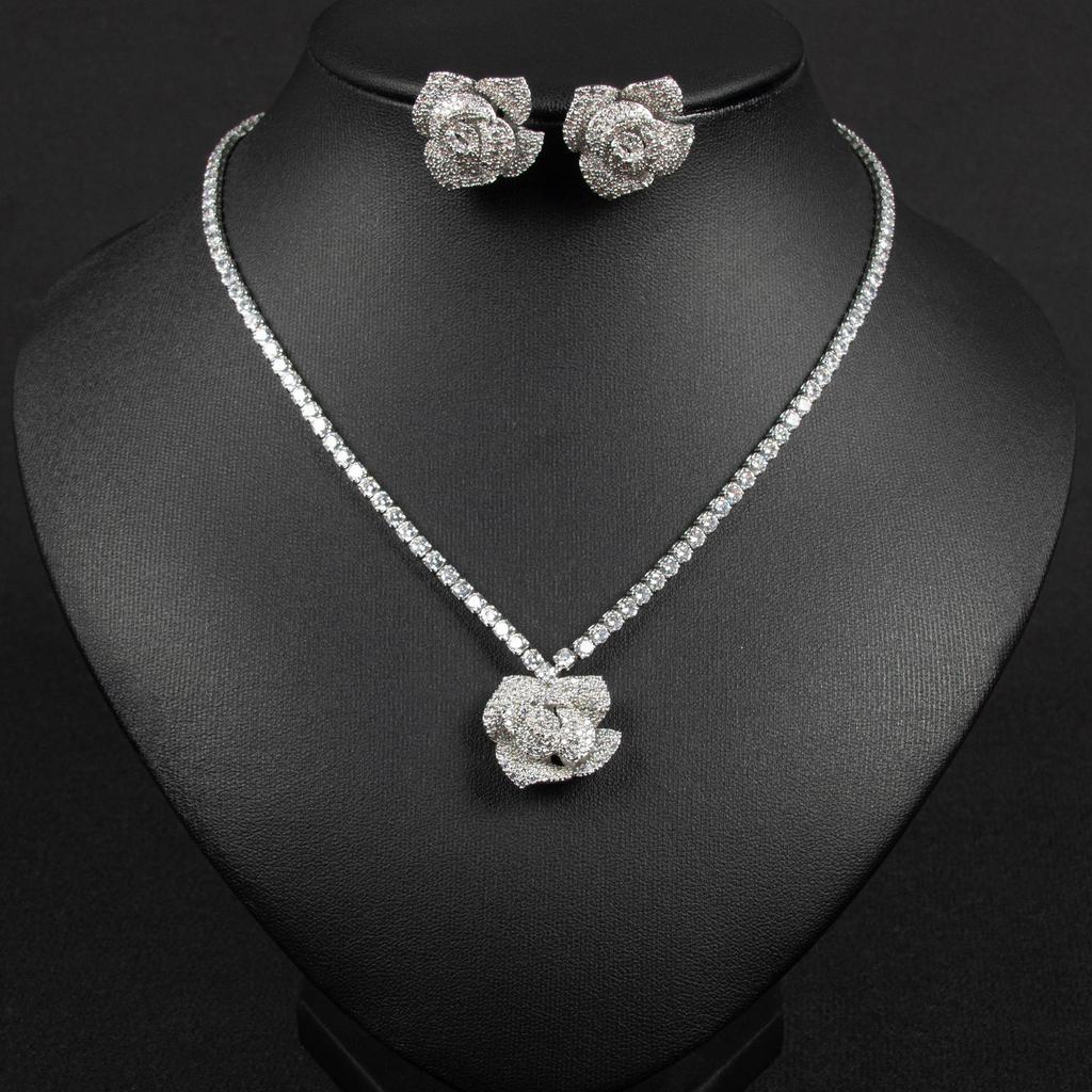 Trendy Women's Designers Light Luxury Rose Blossom Design Fashion Jewelry Daily Leisure Accessories Festival Gifts