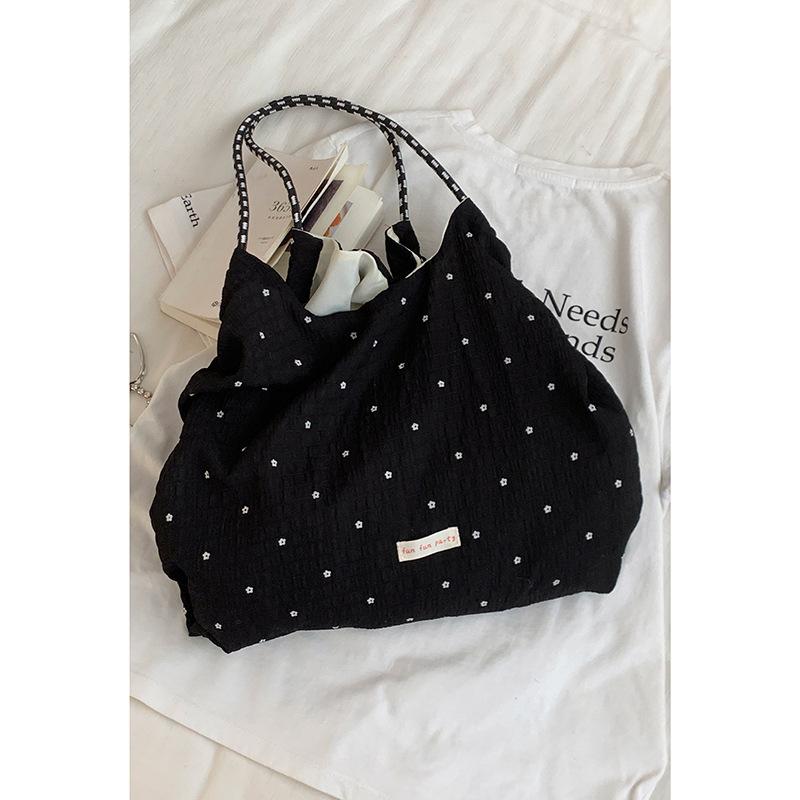 Summer fashion large-capacity underarm bag women's 2025 new polka dot chiffon shoulder bag fashion shopping bag bag