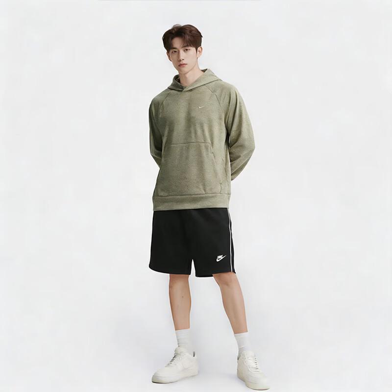 Nike Men s Hooded Sweatshirt M