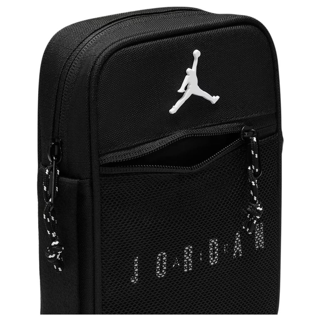 Jordan 1.4L Blacktop Festival Bag Lightweight Design With Logo Embroidery Polyester Shoulder Bag Unisex bags IU5397-010