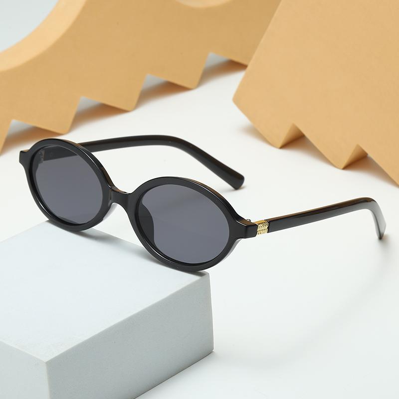 Sexy Small Oval Women's Sunglasses  New Fashion Leopard Brown  Sun Glasses Female Retro Colorful Shade Eyeglasses