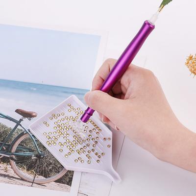 Electric Diamond Art Pen Vacuum Diamond Art Pen with Interchangeable Tips Wax-Free Diamond Art Tool for Round Square Diamonds