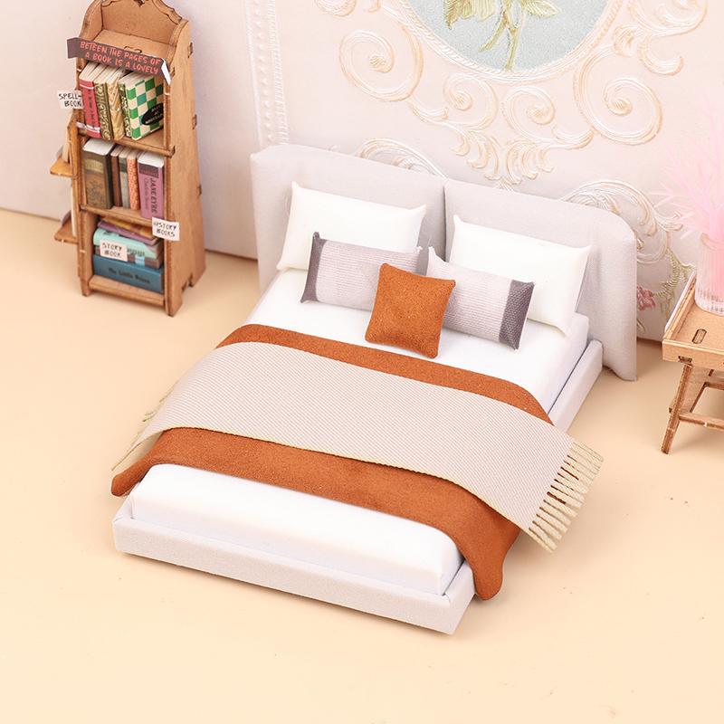 Dollhouse New Cream Style Double Bed Model Micro Scene Model Miniature Furniture Dolls Accessory Simulated Furniture Ornament