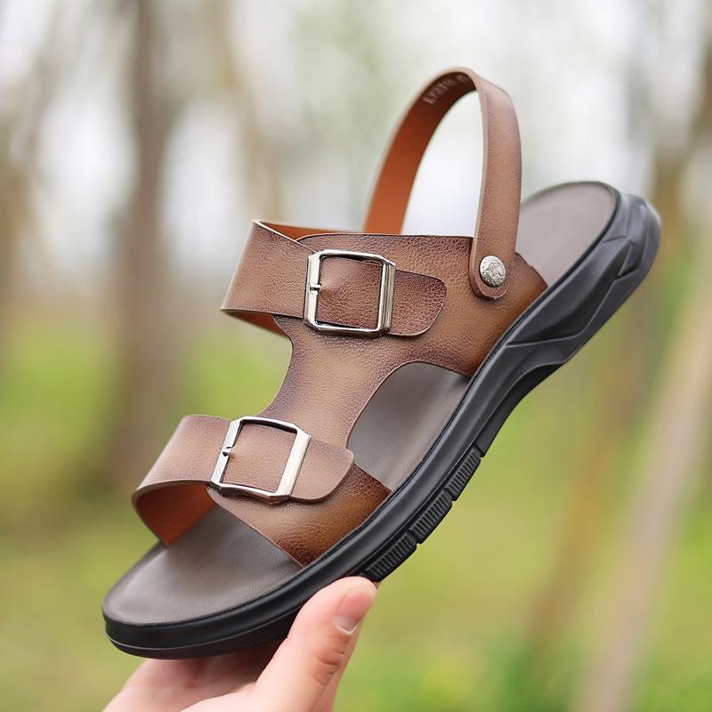 

2025 new men s sandals casual versatile beach shoes stepping on shit slippers fashion men s shoes leather sandals 44
