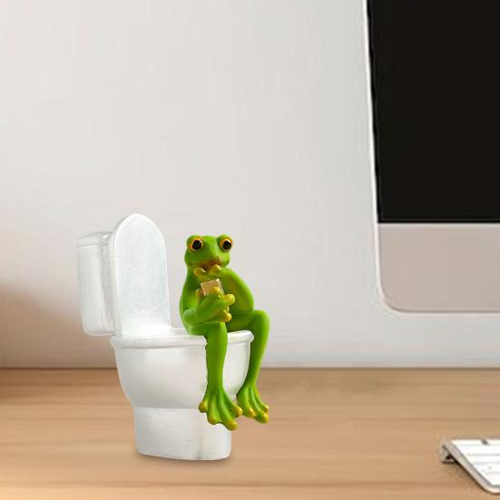 Cartoon Frog Figurine Kissing Meditation Toilet Frog Statue Resin Animal