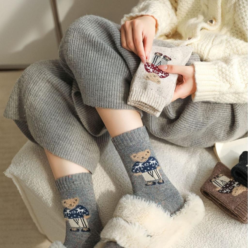 Vintage Sweater Bear "Cartoon Wool Socks Children'S Medium Tube Socks New Flocking Design Stacking Socks Women