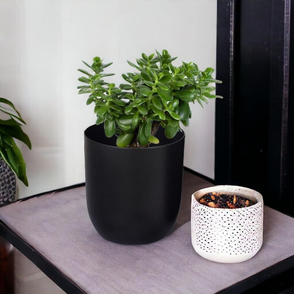 4.3 Inches Round Metal Planter for Home Decor, Pack of 1 (Black)