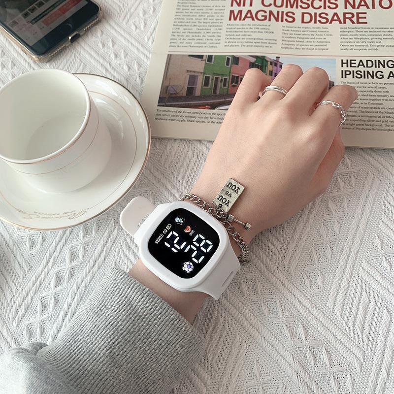 Fashion Sports Watch For Women And Men Electronic LED Digital Watch Casual Big Dial Silicone Female Watch Sports Clock