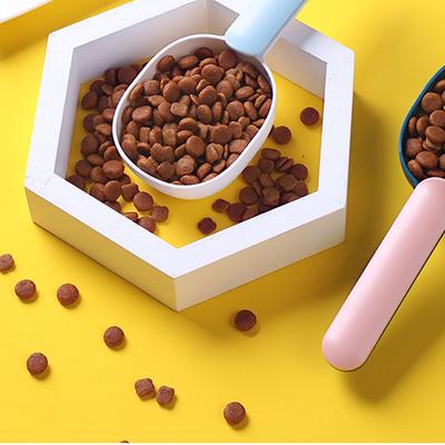 Pet Food Scoop 1 Cup Measuring Scooper with Bag Ing Clamp Handle for Cats Puppies Small Dogs Supplies Blue Pink