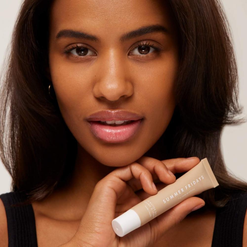 Summer Fridays Lip Butter Balm Treatment For Hydration + NourishinG Shine .5 Oz  15 G Vanilla   Sheer Clear