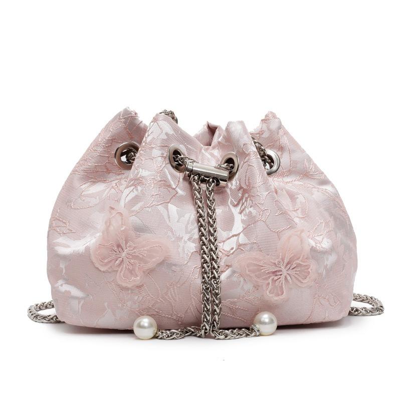 Spring and Summer New Personalized Embroidered Butterfly Pleated Bucket Bag Fashionable and Versatile Sweet Chain Crossbody Bag