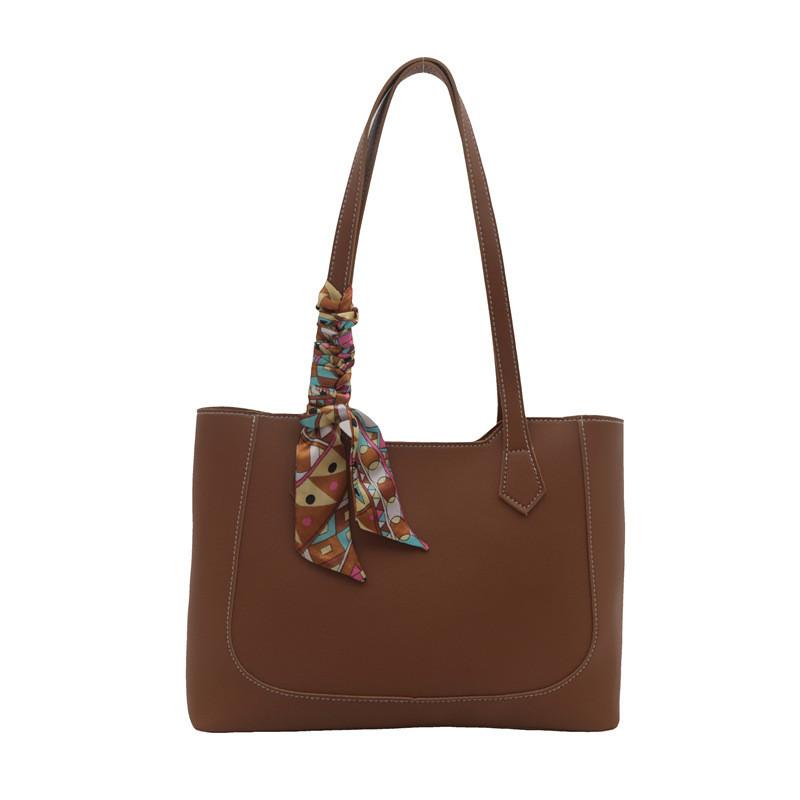 Trendy Fashionable Womens Tote Bag With Spacious Interior And Zipper Closure