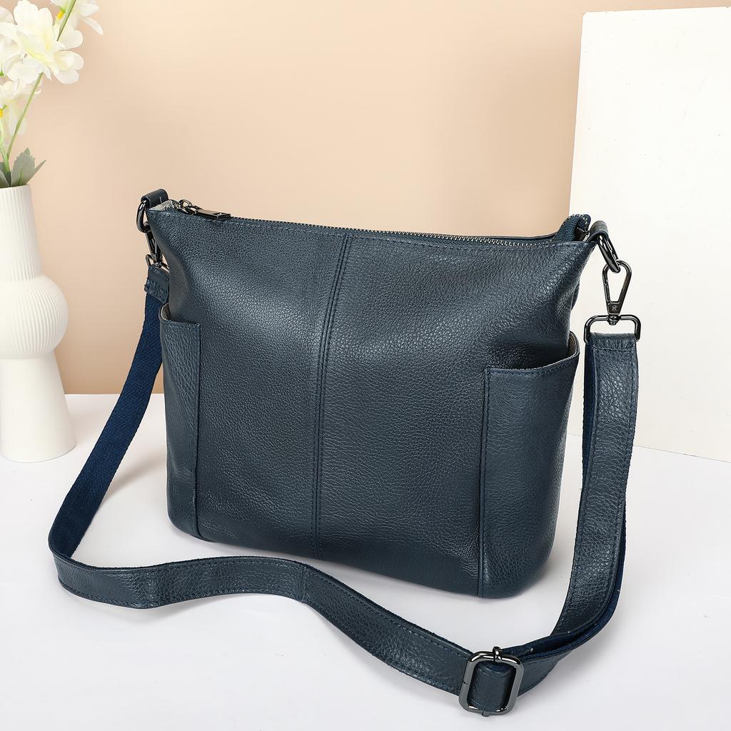 Design-inspired Single-shoulder Bag, Niche Large-capacity Commuter Bag, Cowhide Texture Crossbody Bag Casually