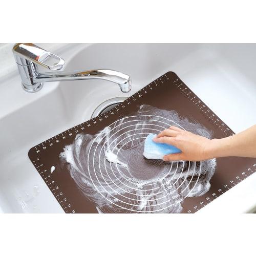 Yoshikawa Home Bakery Club Silicone Mat, 50 X 40 Cm, with Graduations, Non-Slip, Easy Dough Release, Foldable for Storage, Bread Mat, SJ1455