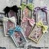 1 Pièce 3 Pouces Volant Kpop Porte-Présentation de Photocard Doux Mode Coréenne Nœud Housse de Protection pour Carte Photo Fournitures Étudiant Cadeau