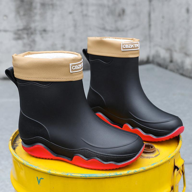 Rain shoes men's and women's medium tube plastic non-slip water shoes outdoor water boots warm rain boots couple rubber shoes you