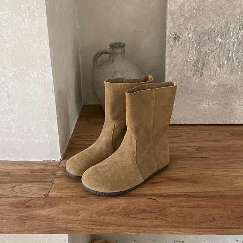 Retro leather boots comfortable flat-bottomed short boots round-toed Martin boots new soft-soled wide boots in autumn and winter