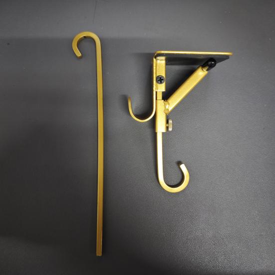 2/4Pcs Christmas Fireplace Stocking Garland Hanger No Drill Adjustable Mantle Garland Holder Heavy Duty Xmas Stockings Decoration Hanging Hook
