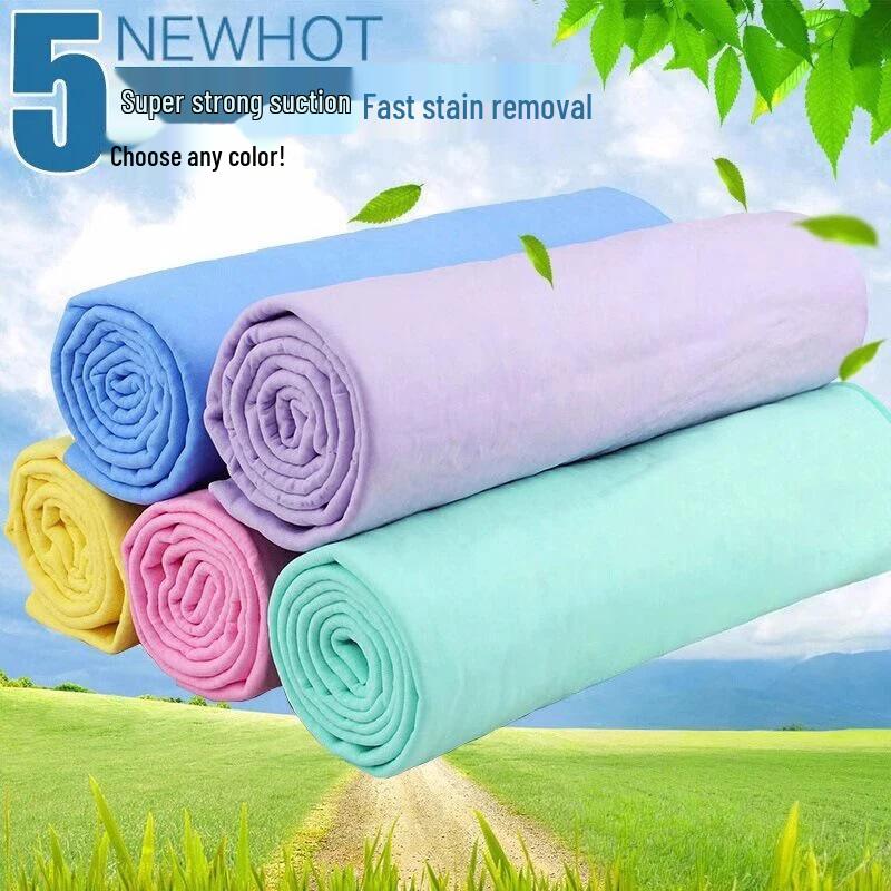 New User Exclusive: Quick-Drying Pet Towel for Dogs & Cats - Absorbent & Versatile Towel for Baths and Car Wash