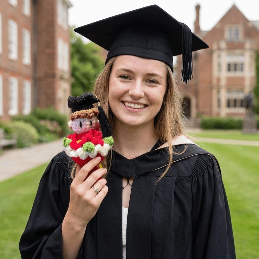 13cm Crochet Bouquet Cute Doctor Hat Bouquet Doll Knitted Graduation Doll  Students Gift