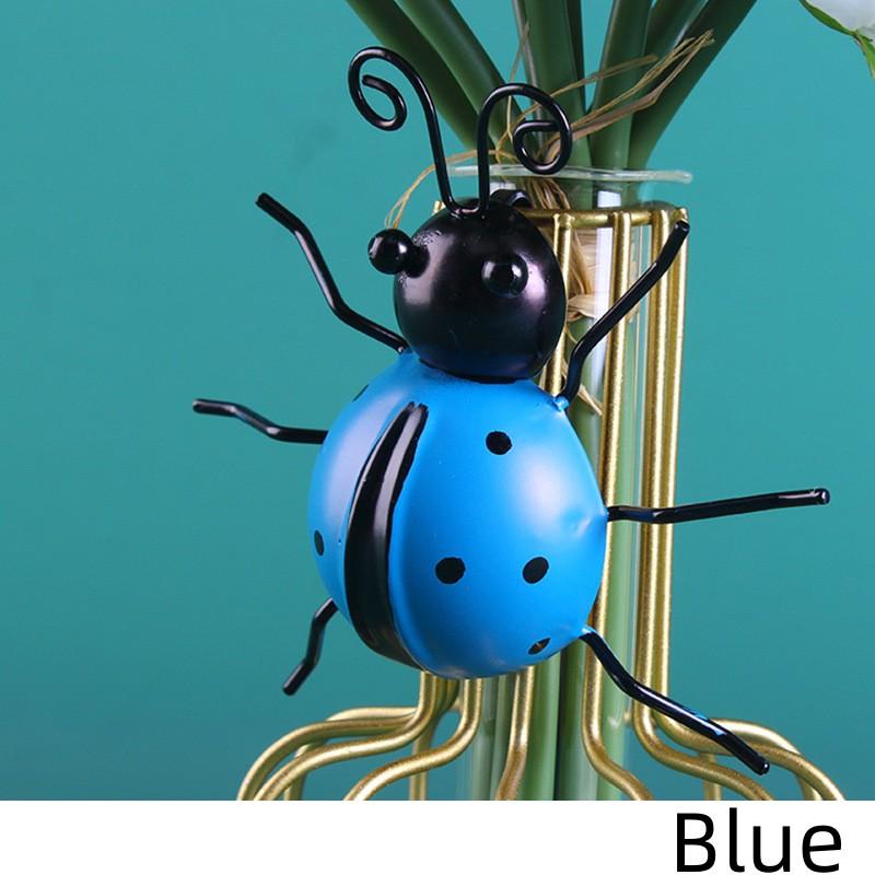Nieuw 5-1 Stuks Mini Metalen Lieveheersbeestje Hek Hanger Muurhanger Ornament Beeldje Buiten Terras Tuin Beeldje Beeldhouwwerk Huisdecoratie