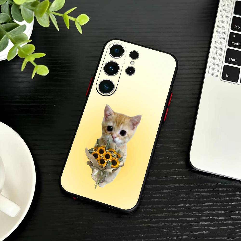 Goofy Cats Big Eyes Phone Case For Samsung S26,S25,S24,S23,S22,S21,S20,Plus,Fe,Lite,Others Black Cover