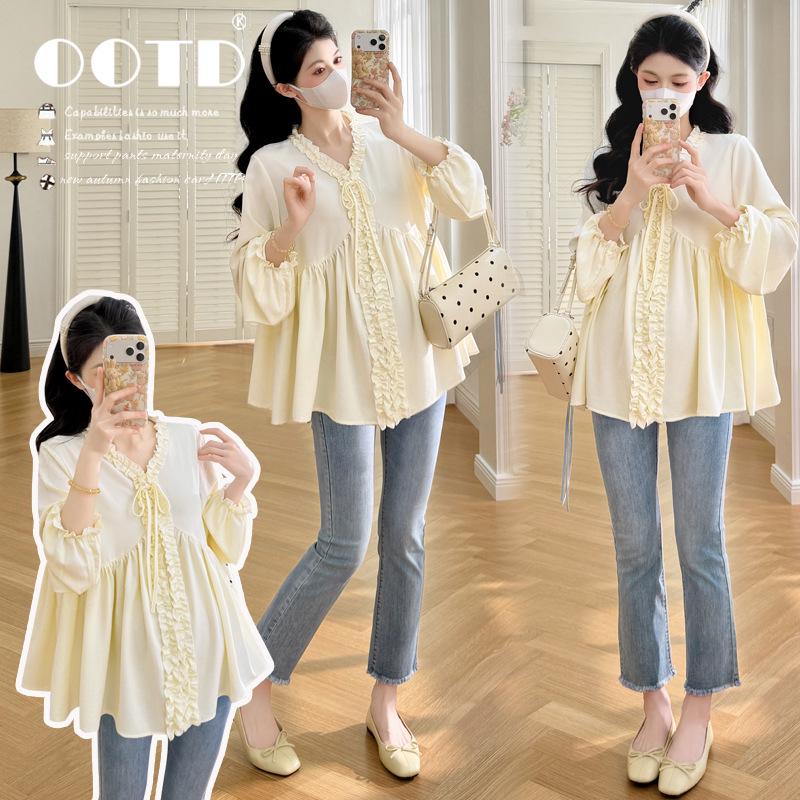 2026 Spring V-Neck Loose Maternity Top: Sweet, Belly-Covering, Korean Style Shirt Medium