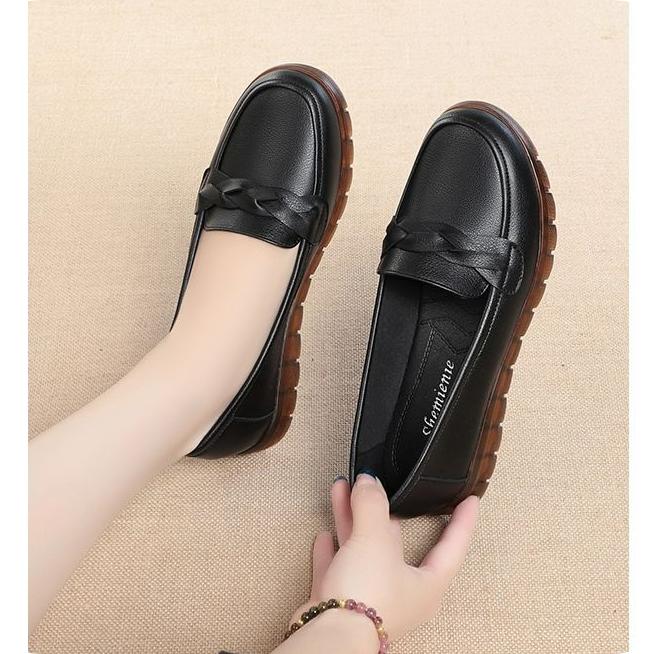 Leather Soft-soled Tendon-soled Non-slip Women's Leather Shoes, Flat-bottomed Single Shoes, Women's Shoes, Spring and Autumn
