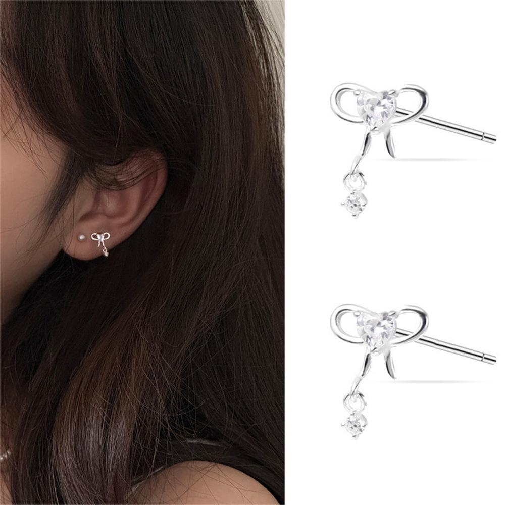 Korean version of exquisite bow stud earrings, ear holes, small love zircon earrings, earrings.