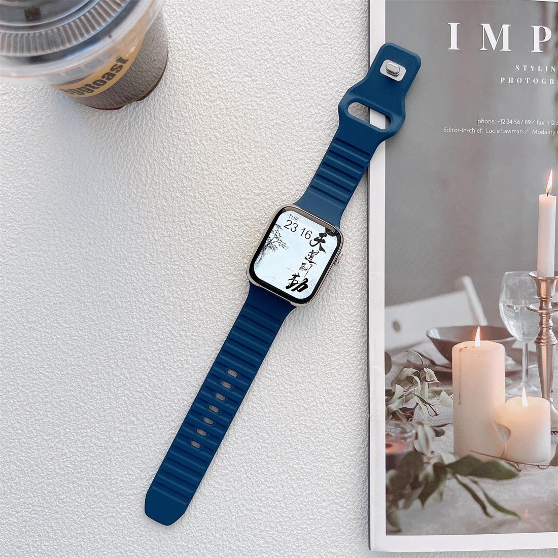 

Мягкий силиконовый ремешок для Apple Watch Ultra Band Series 7 8 49 мм 45 мм 41 мм резиновый браслет iWatch SE 6 5 4 3 44 мм 40 мм 42 мм 38 мм 42mm 44mm 45mm 49mm темно-синий