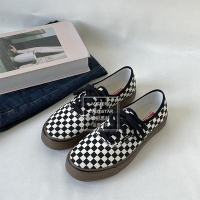 Automne nouvelles chaussures à carreaux noirs et blancs chaussures en toile à bout rond pour hommes chaussures pour hommes 566M