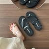 2025 Women's New Toe Clamped Slippers for Women's Summer Outdoor Wear Metal Buckle Flat Bottomed Beach Sandals