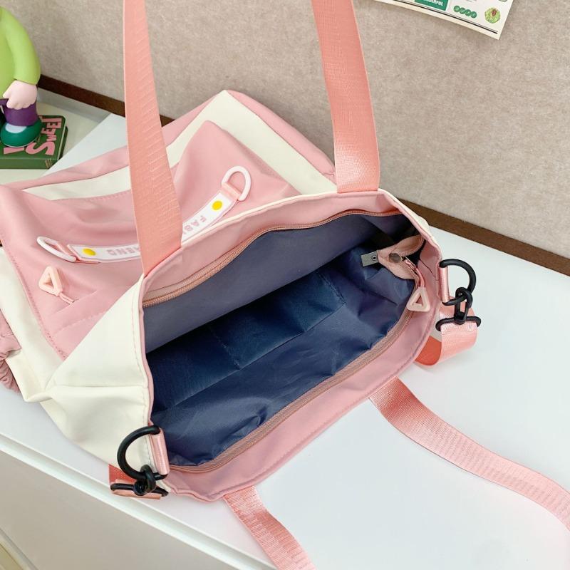 New portable shoulder bag, large-capacity student schoolbag, make-up bag, casual versatile commuter backpack, messenger bag.