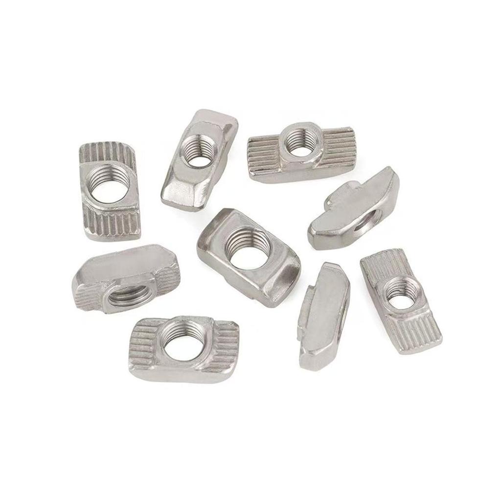 Dadi per Profilati di Alluminio a T-Slot Standard Europeo: Dadi ad alette M3-M8, Tipi 20/30/40/45.