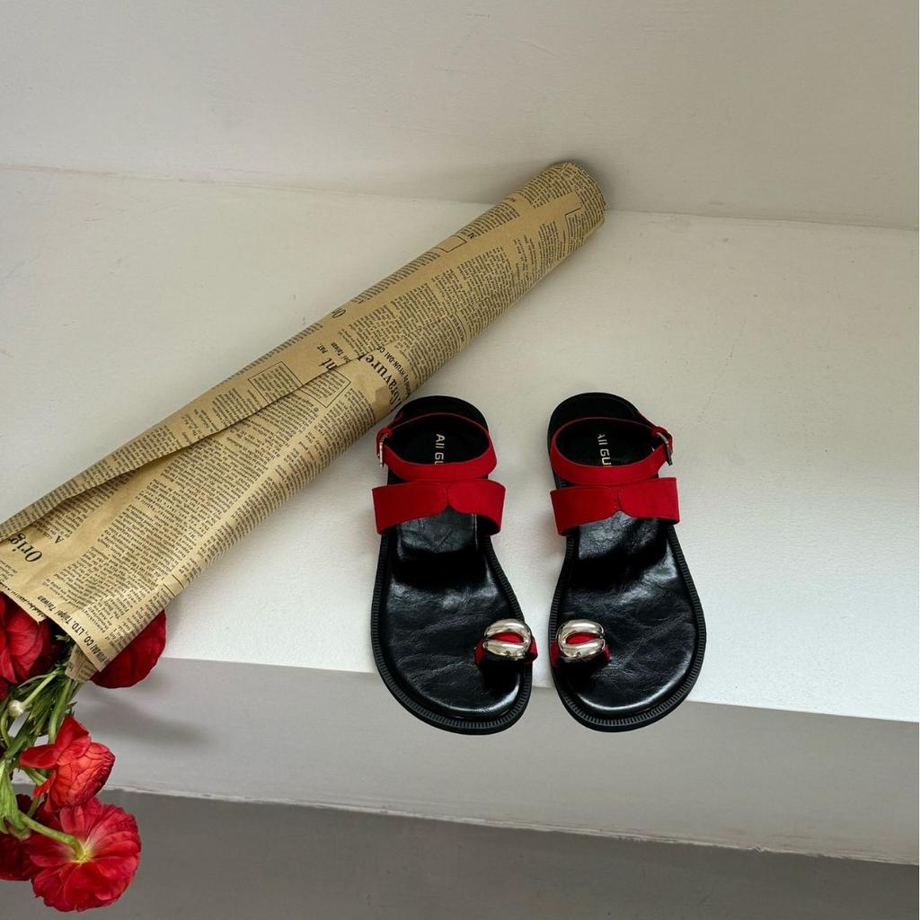 A852-12~ Flat-bottomed French metal-toed sandals women's shoes summer 2025 new Roman shoes